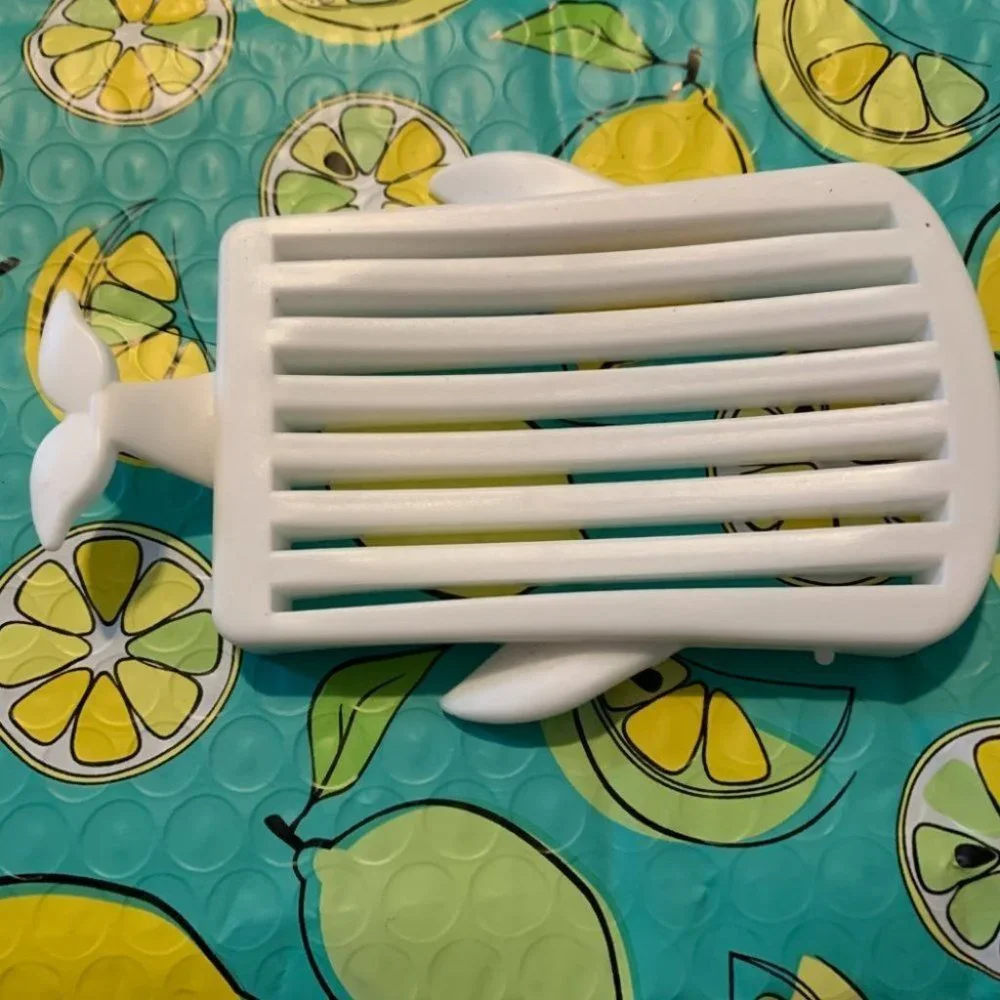 Whale Plastic‎ Soap Dish Holder Water Drain